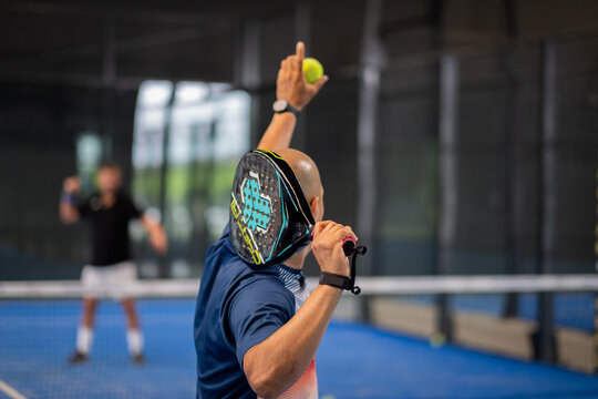 Padeltennis in Magdeburg: Der neueTrendsport