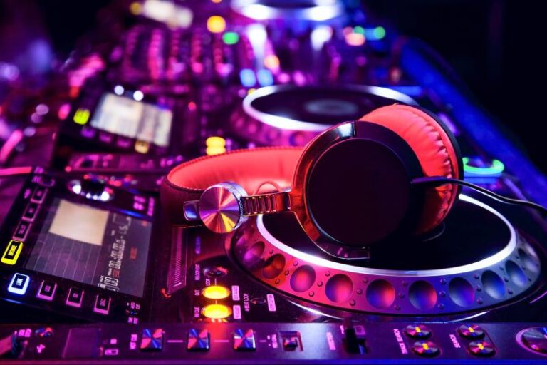 Die Rolle des DJs auf Ihrer Hochzeitsfeier in Stuttgart