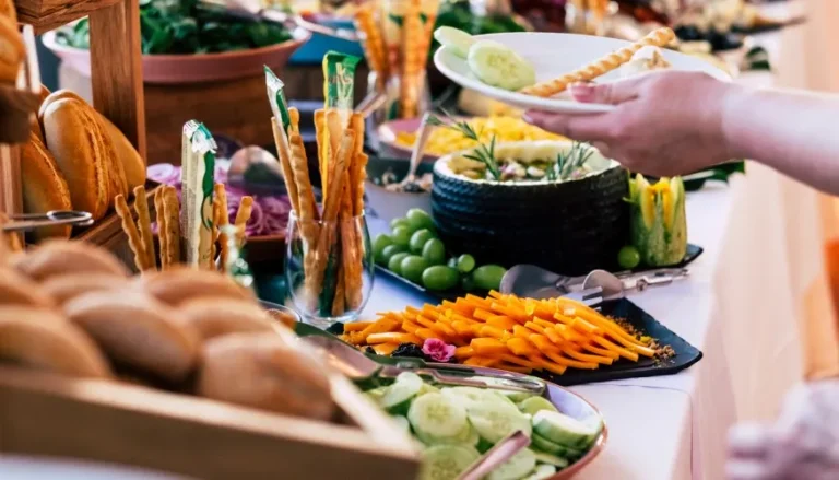 Individuelles Catering für private Feiern: Kulinarische Erlebnisse auf höchstem Niveau